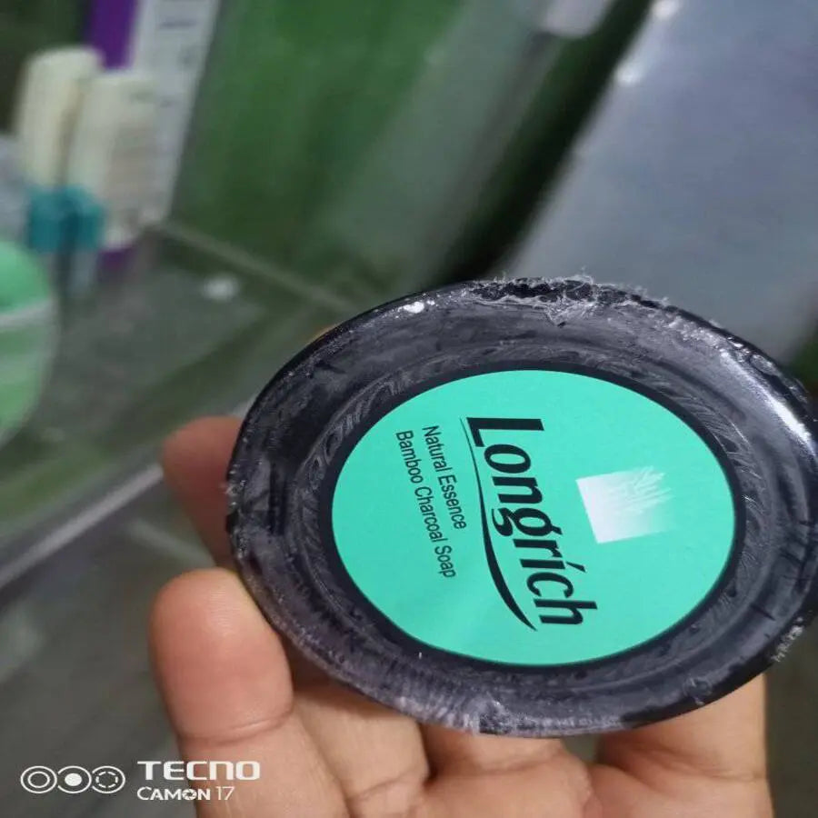 Savon Noir au Charbon de Bambou